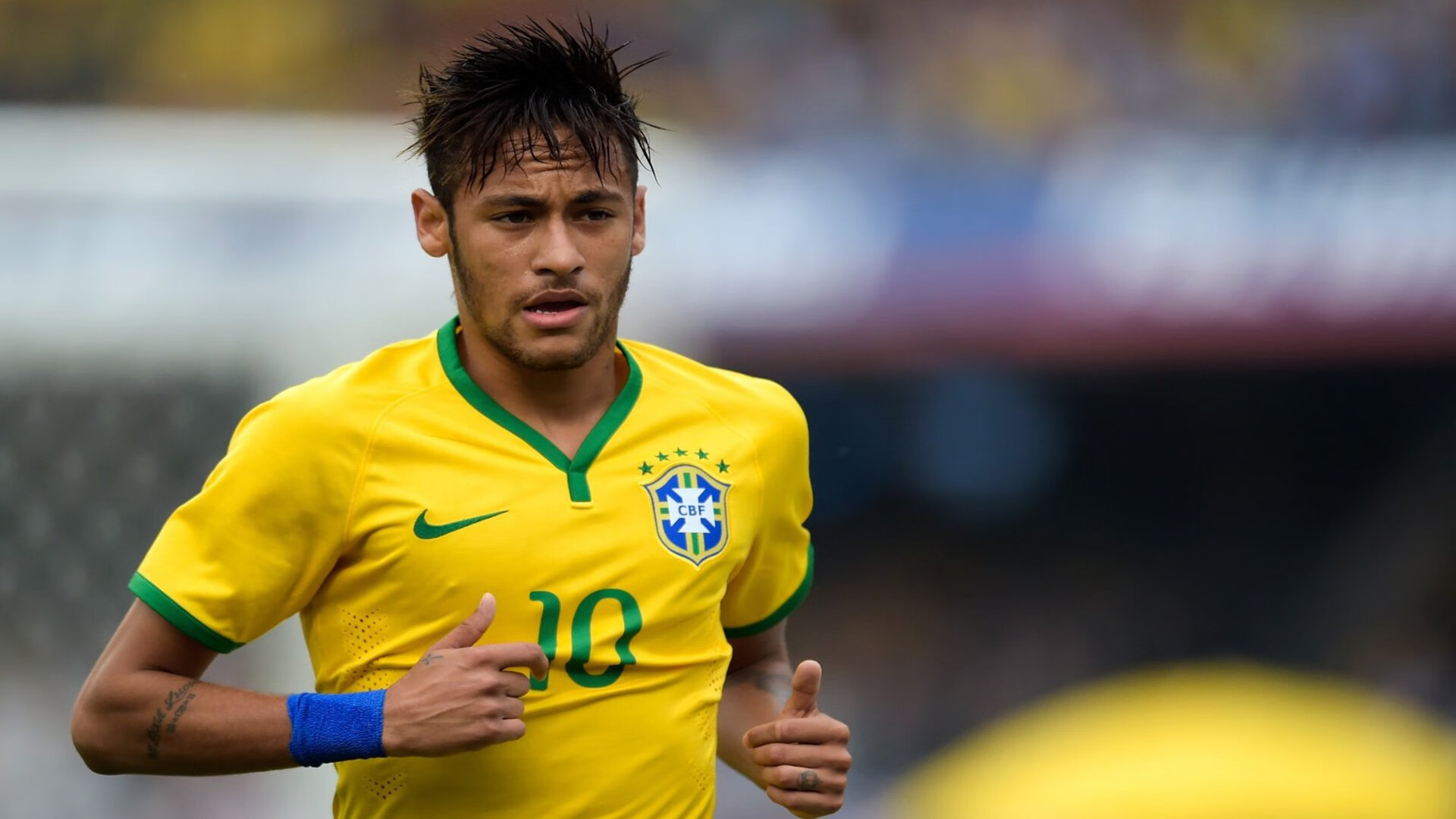 主教练是否应掌控更多球，主教练能不能上场踢球