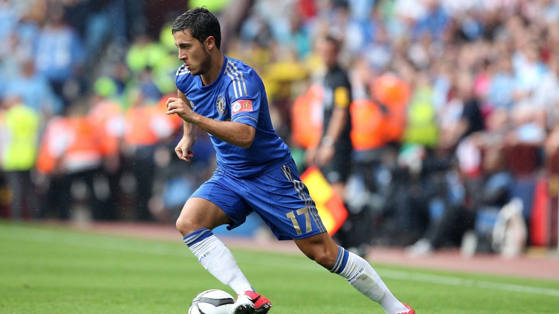 英国媒体惊呼：瑞士球员雪地奔跑像开了四驱模式，瑞士冰雪运动